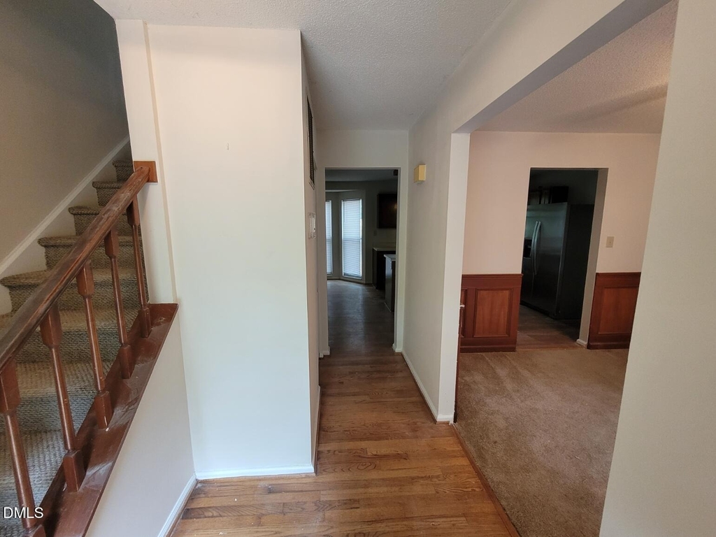 104 Corgy Drive - Photo 2