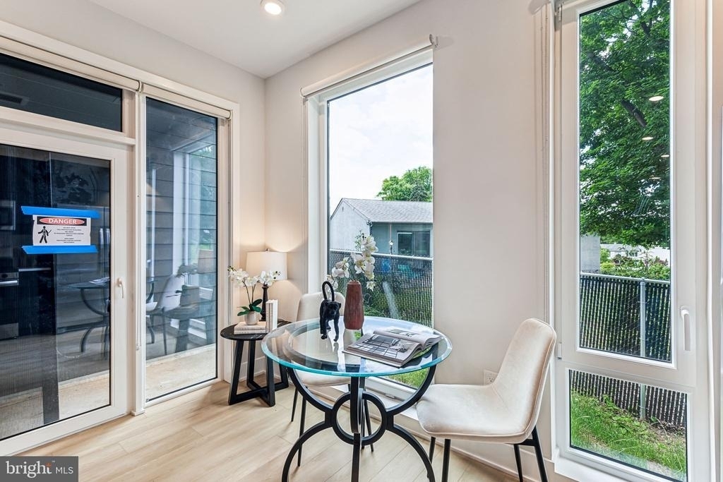 6910 Ridge Avenue - Photo 3