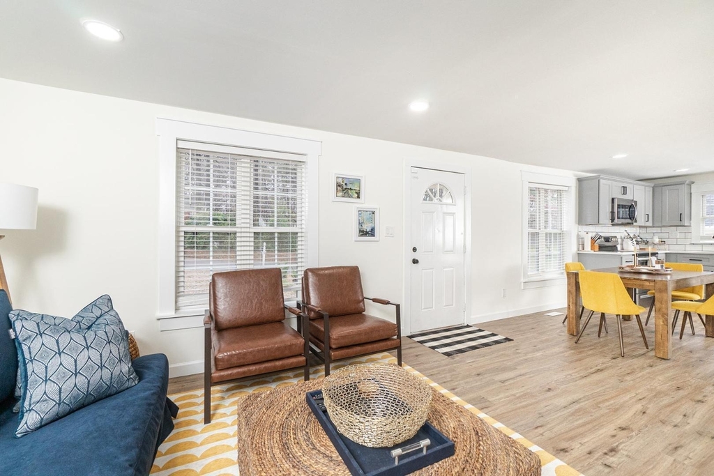 412 1st Street - Photo 5