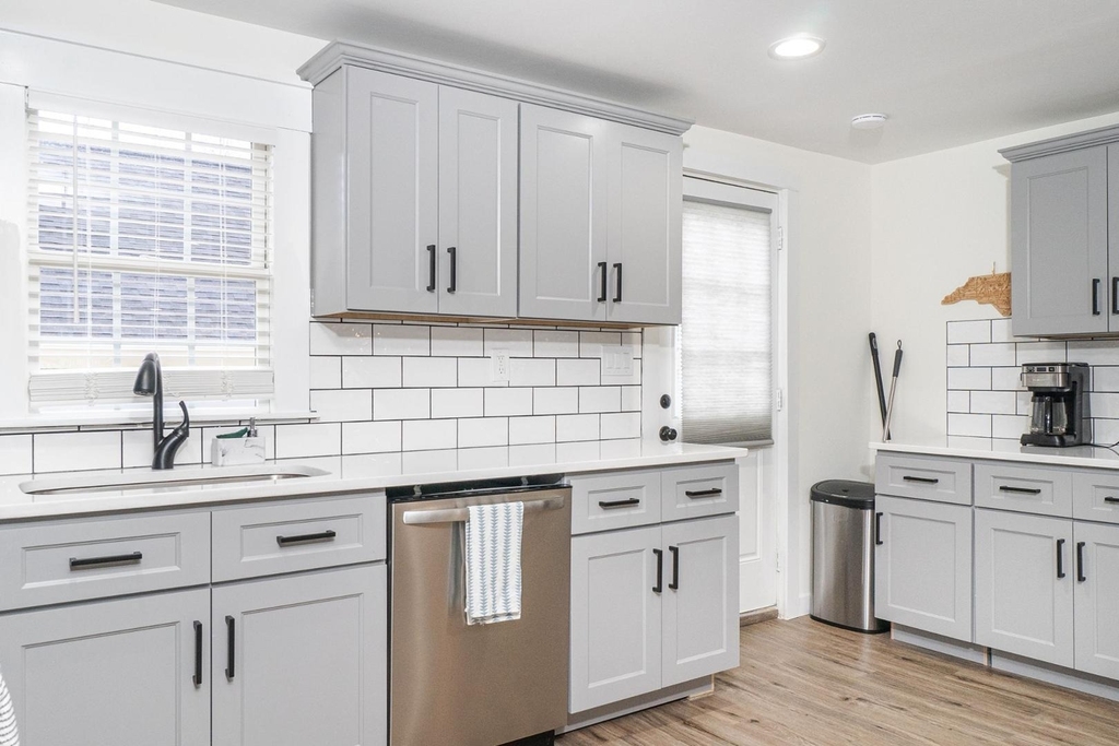 412 1st Street - Photo 14
