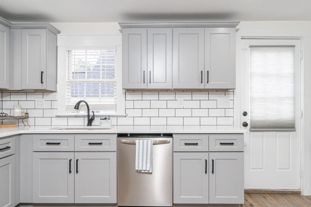 412 1st Street - Photo 13