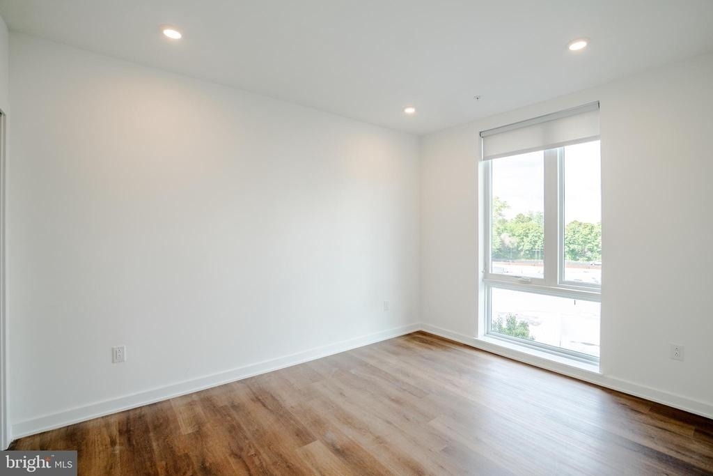 5904 Germantown Avenue - Photo 17