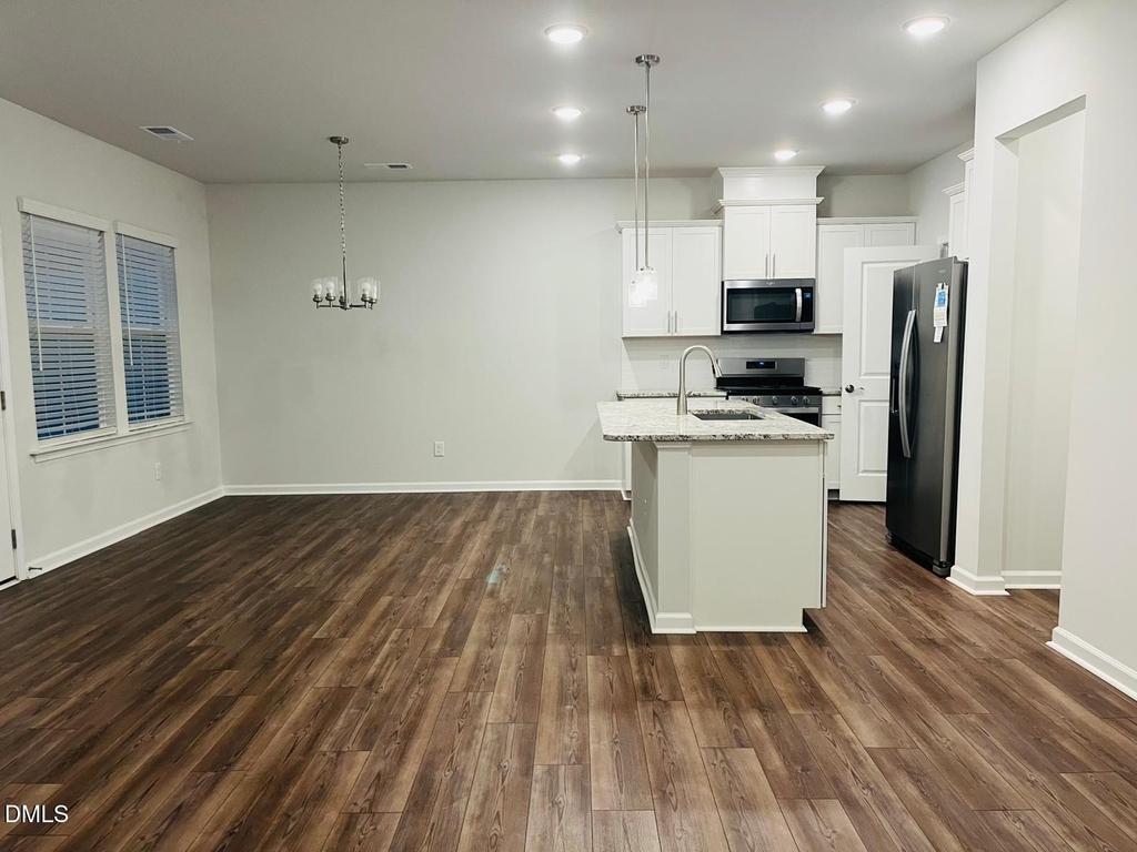 547 Glen Clova Drive - Photo 11