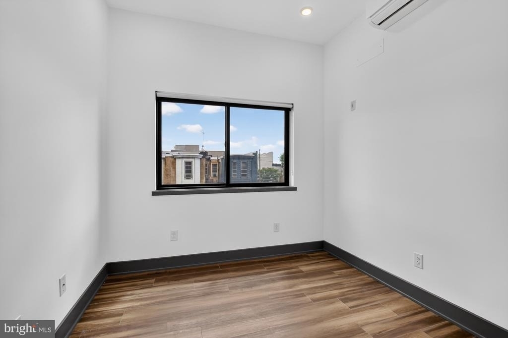 1935 E Hazzard Street - Photo 21