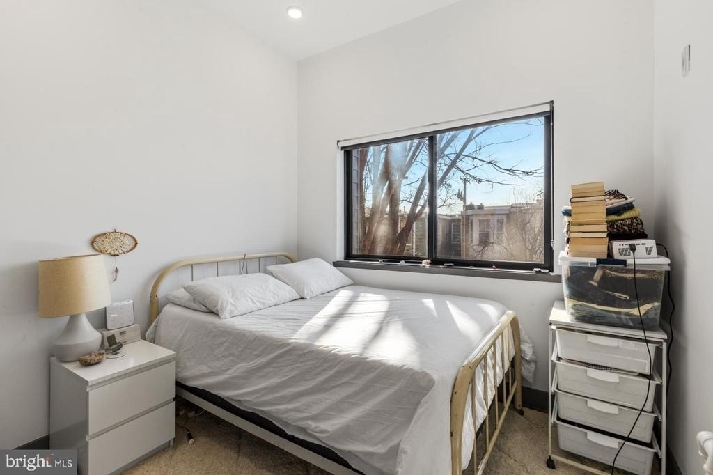 1935 E Hazzard Street - Photo 6