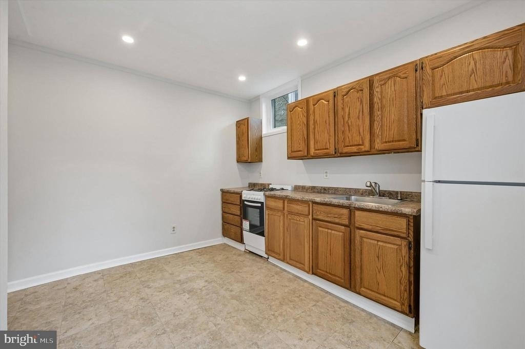 402 Fairmount Avenue - Photo 12