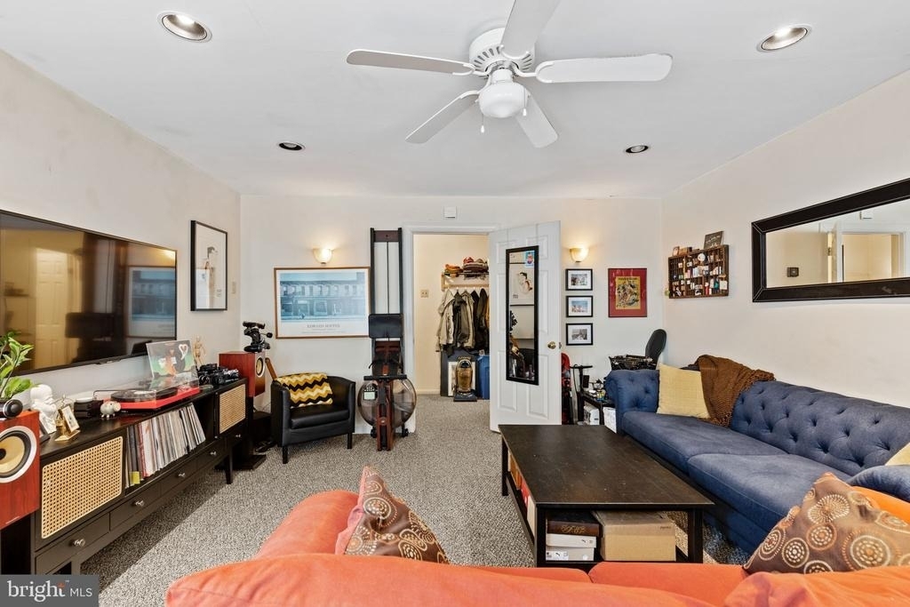 402 Fairmount Avenue - Photo 3