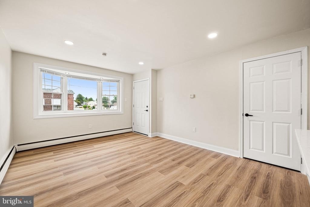636 Arthur Street - Photo 9