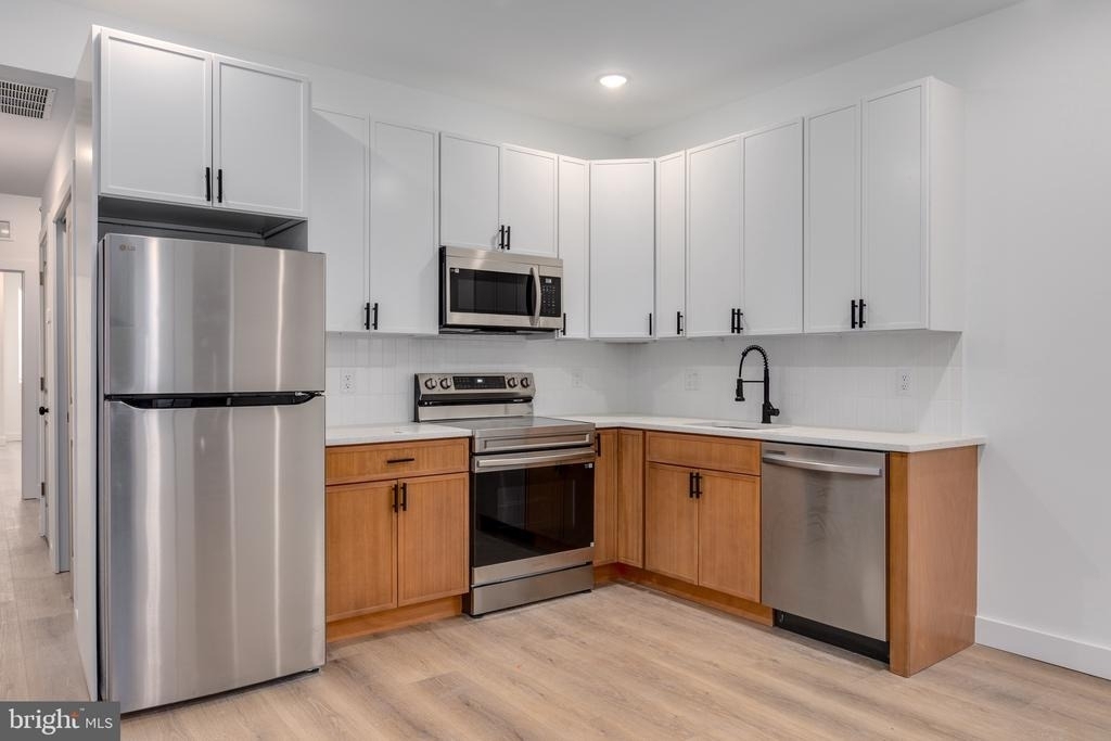 2322 N 5th Street - Photo 2