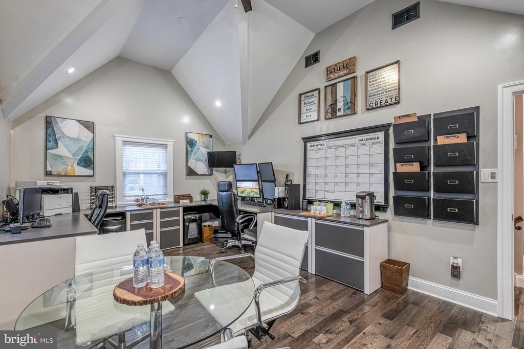 63 Academy Road - Photo 17