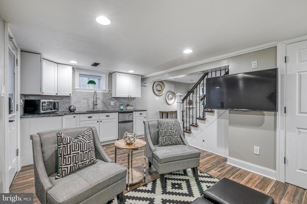 63 Academy Road - Photo 28