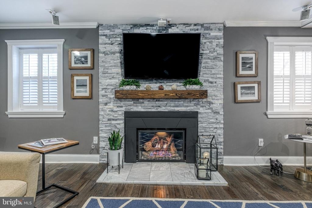 63 Academy Road - Photo 1