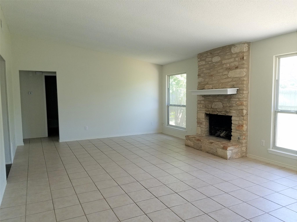 3607 Cornerstone St - Photo 2