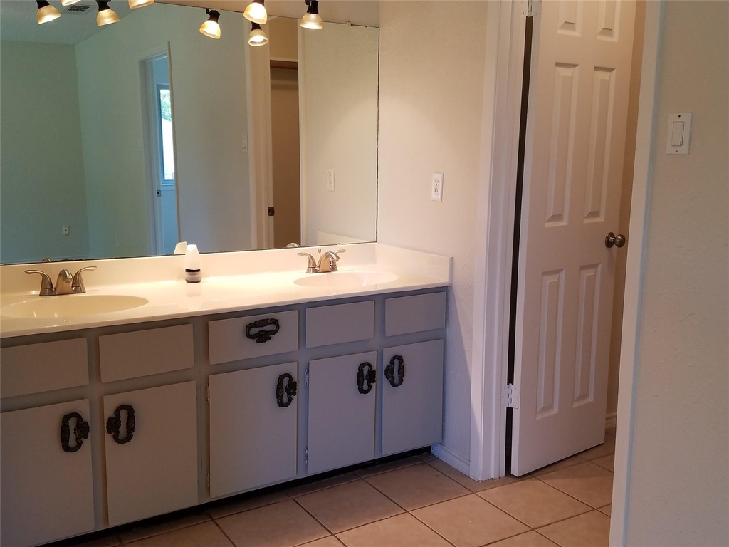 3607 Cornerstone St - Photo 9
