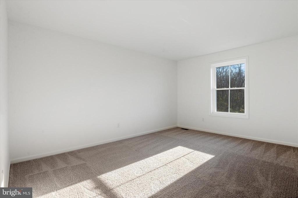 110 Silversmith Road - Photo 2