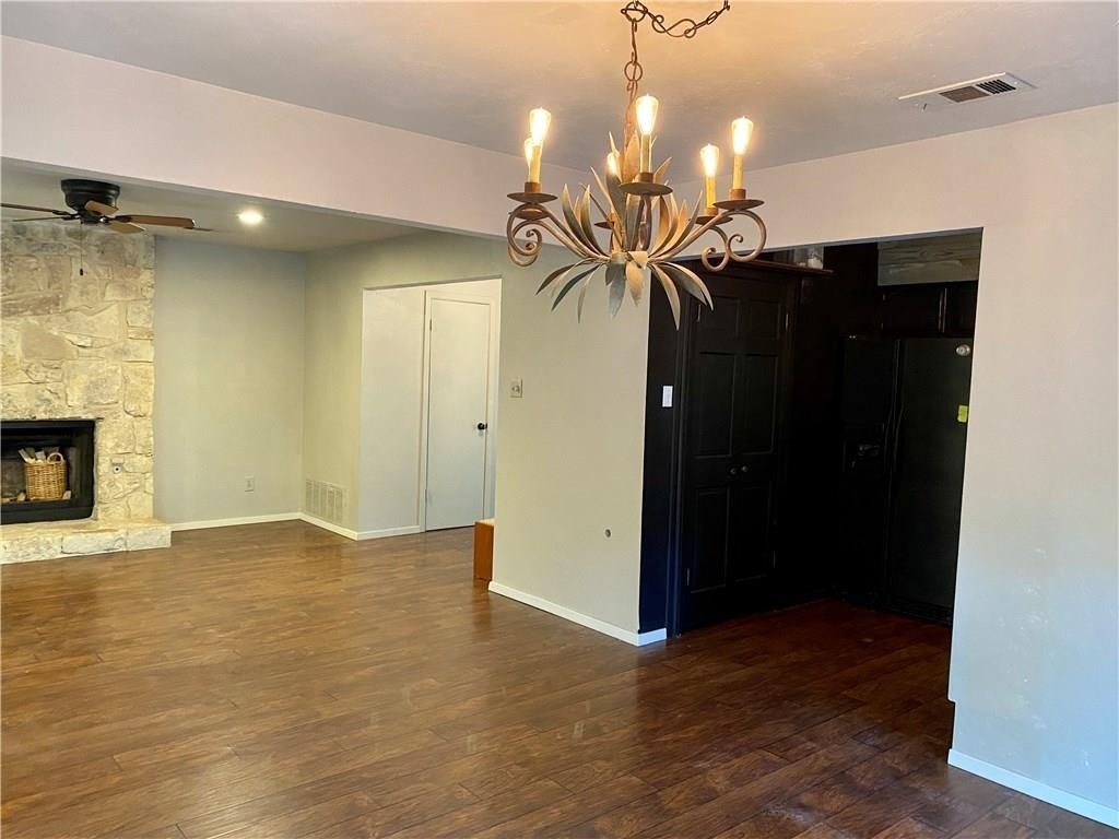 8004 Downing St - Photo 14