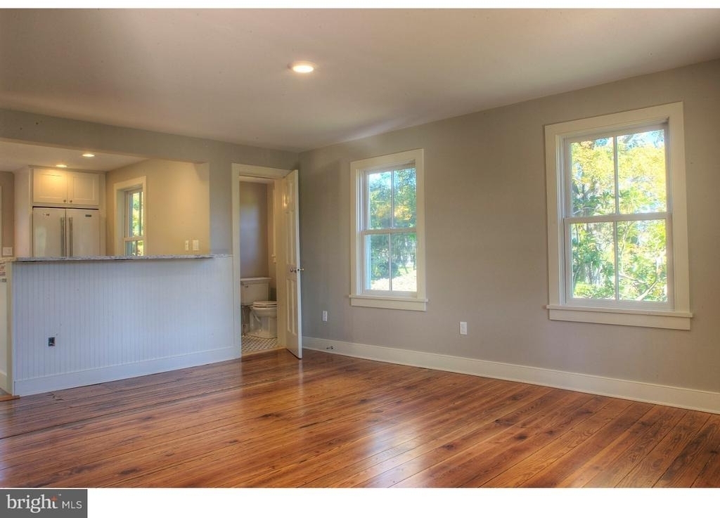5253 Upper Mountain Road - Photo 6