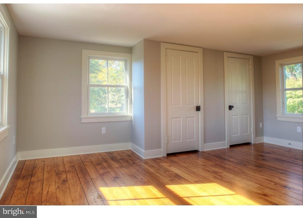 5253 Upper Mountain Road - Photo 13