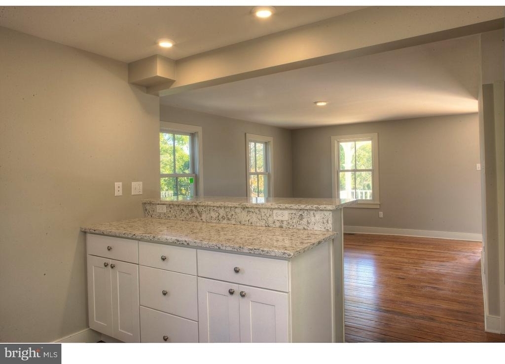 5253 Upper Mountain Road - Photo 8
