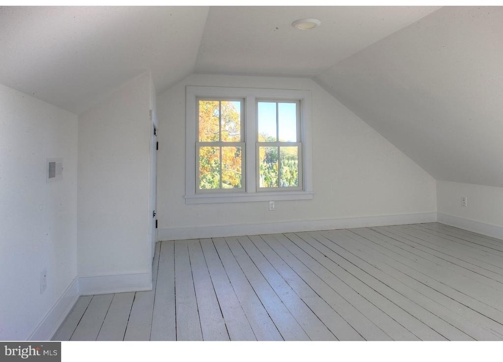 5253 Upper Mountain Road - Photo 14