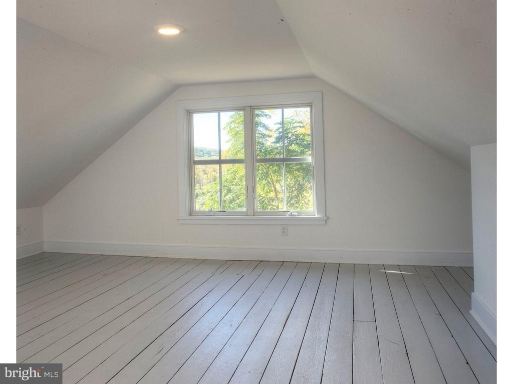 5253 Upper Mountain Road - Photo 15