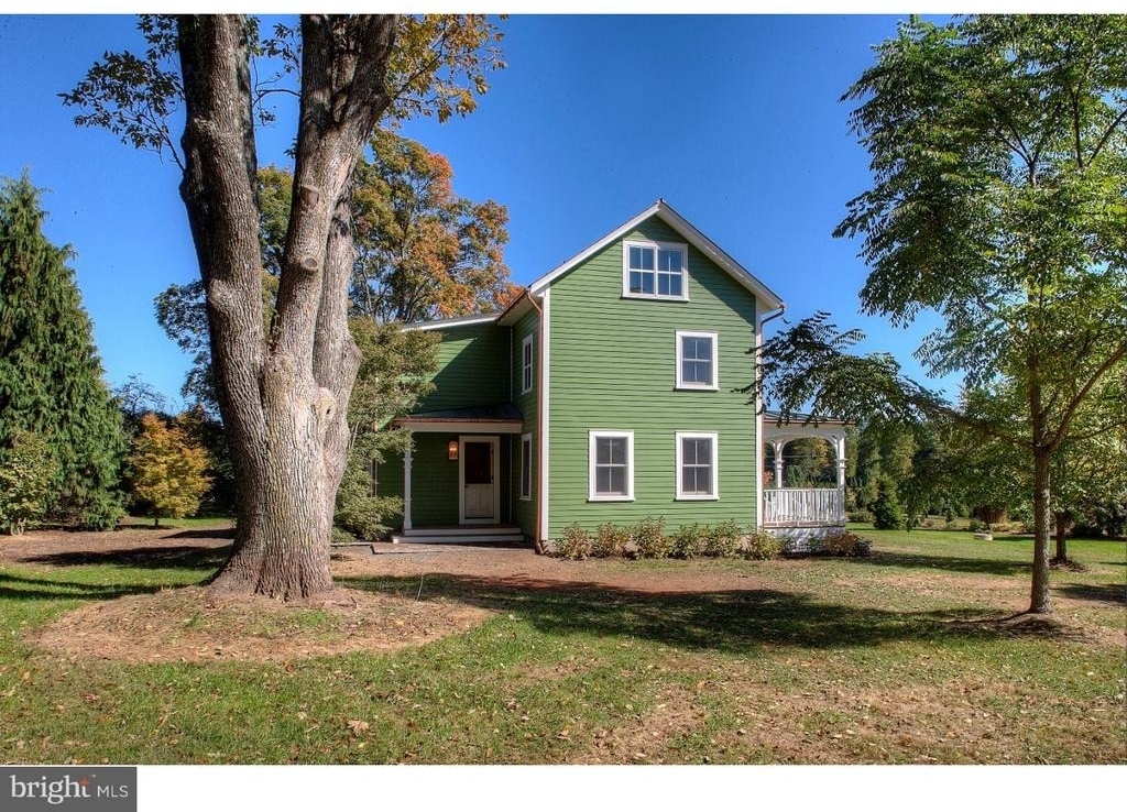 5253 Upper Mountain Road - Photo 5