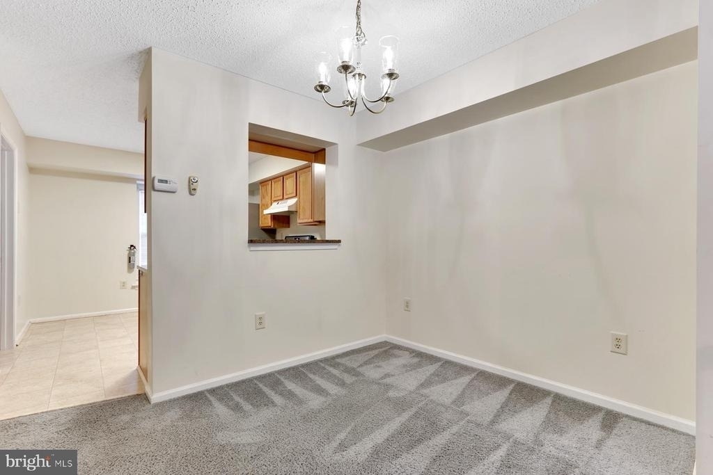 140 Barrow - Photo 8