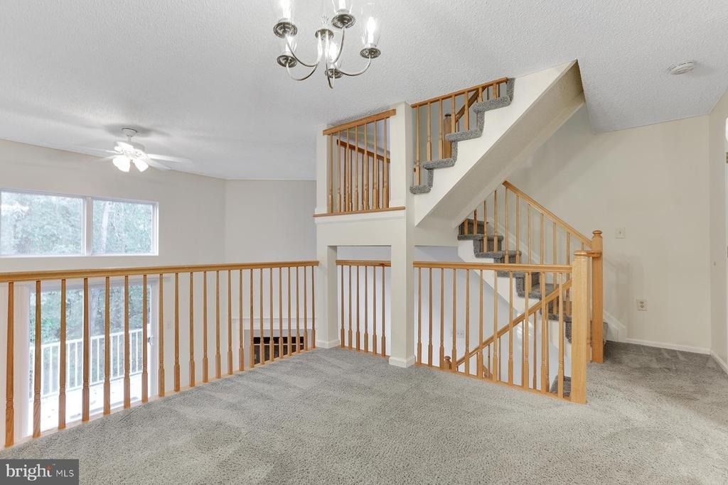 140 Barrow - Photo 6