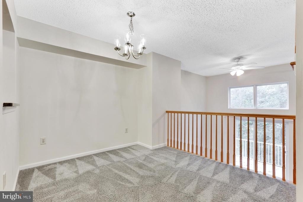 140 Barrow - Photo 7