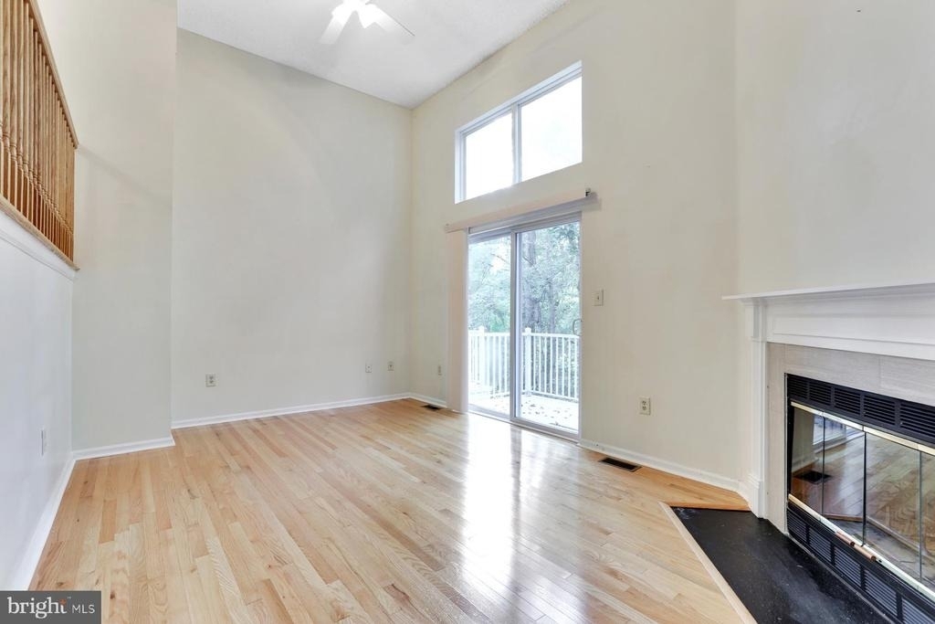140 Barrow - Photo 5