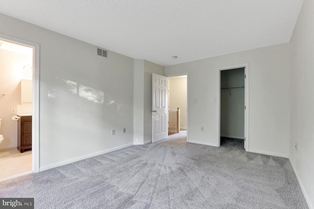 140 Barrow - Photo 19