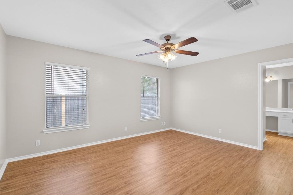 905 Lodosa Dr - Photo 9
