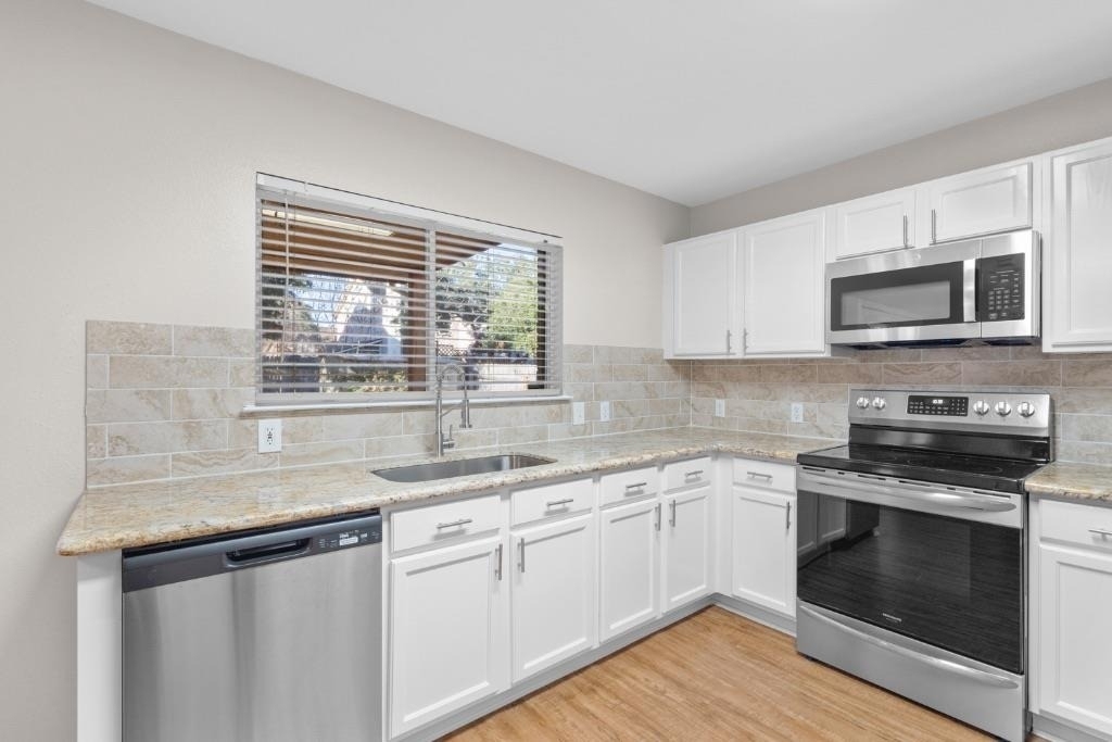 905 Lodosa Dr - Photo 25