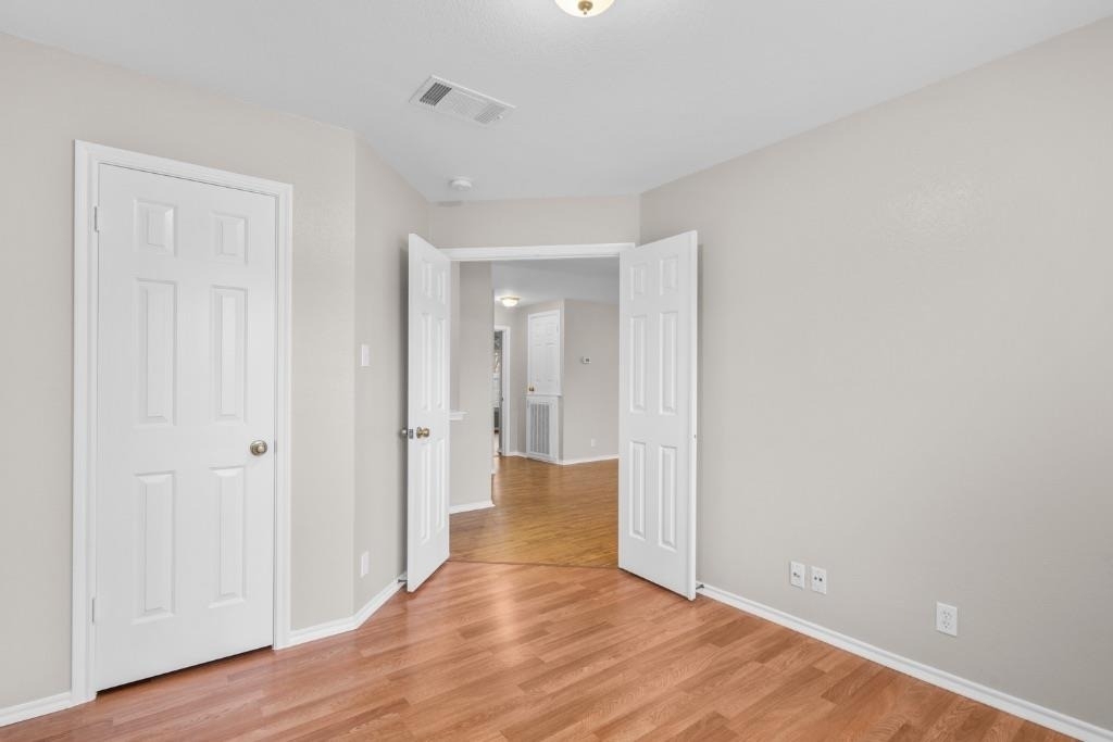 905 Lodosa Dr - Photo 15