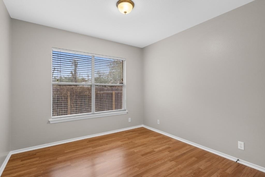 905 Lodosa Dr - Photo 14
