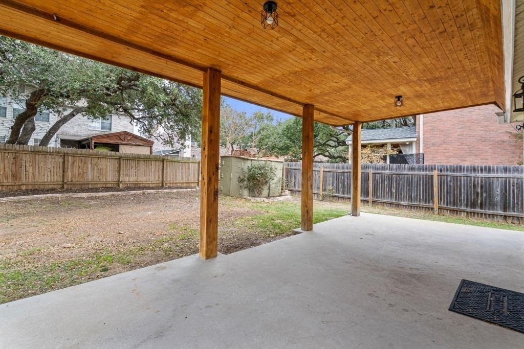 905 Lodosa Dr - Photo 20