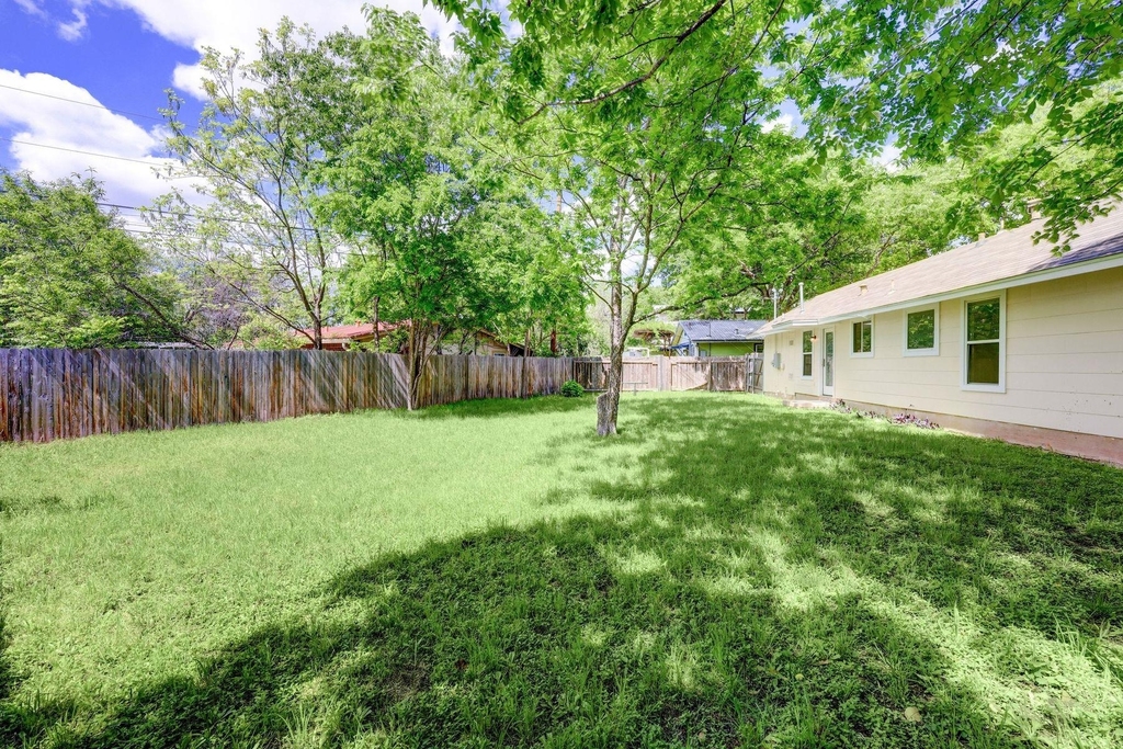 3100 Ray Wood Dr - Photo 17