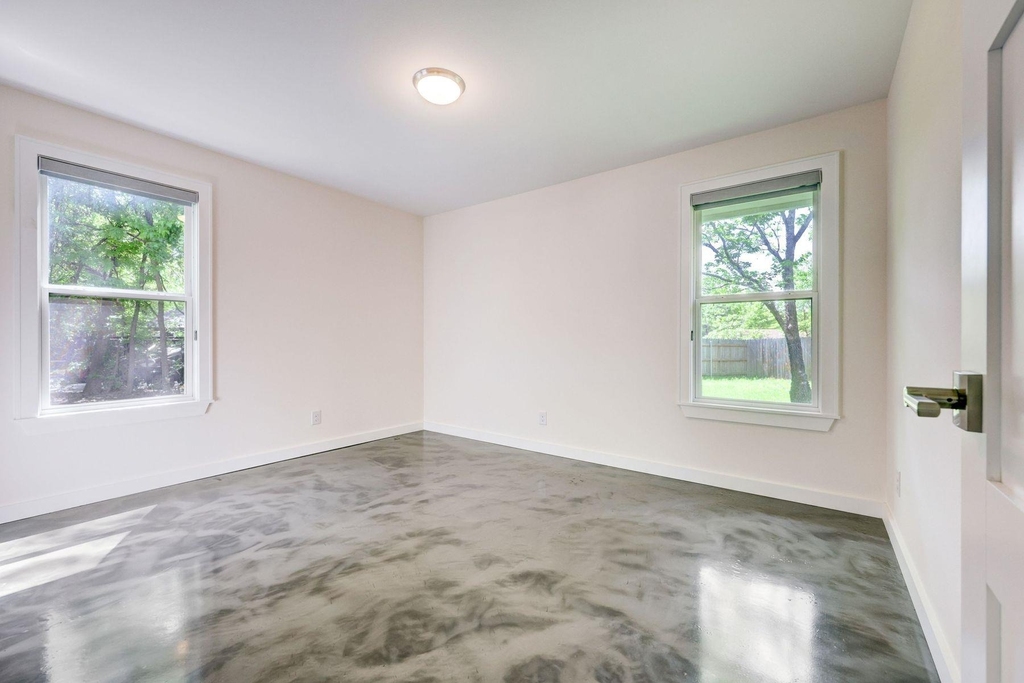 3100 Ray Wood Dr - Photo 8