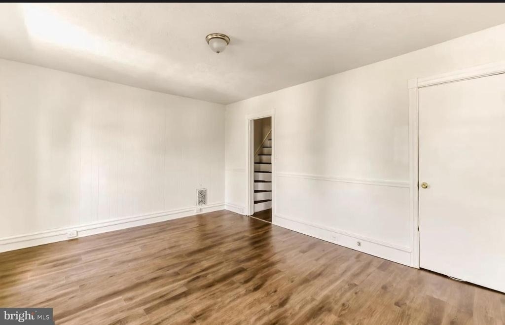 43 High Street - Photo 2
