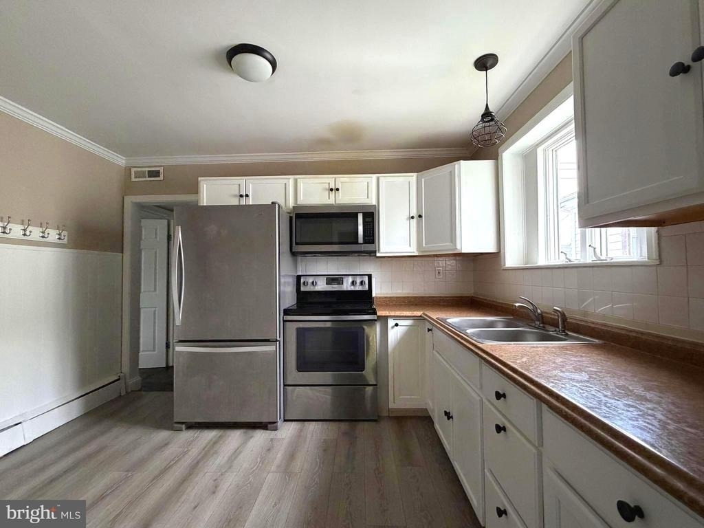 311 N Delsea Drive - Photo 3