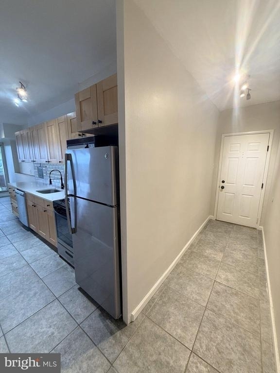 1508 Barclay Towers - Photo 7