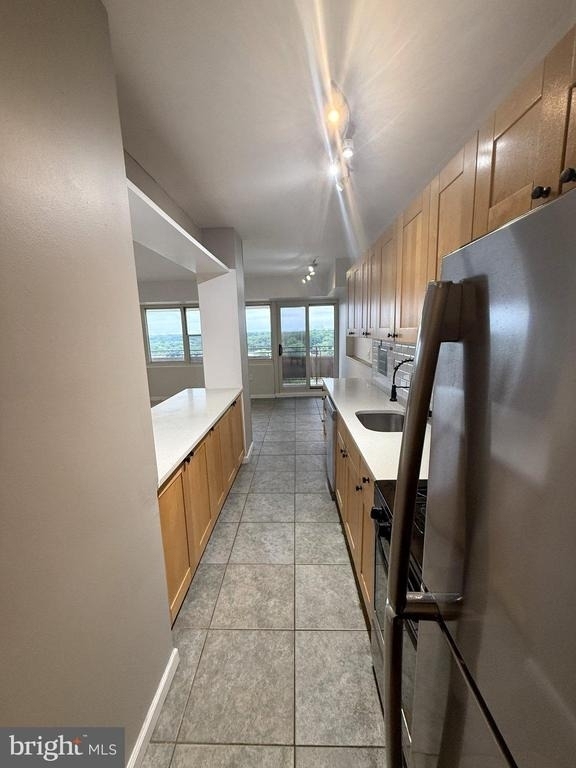 1508 Barclay Towers - Photo 6