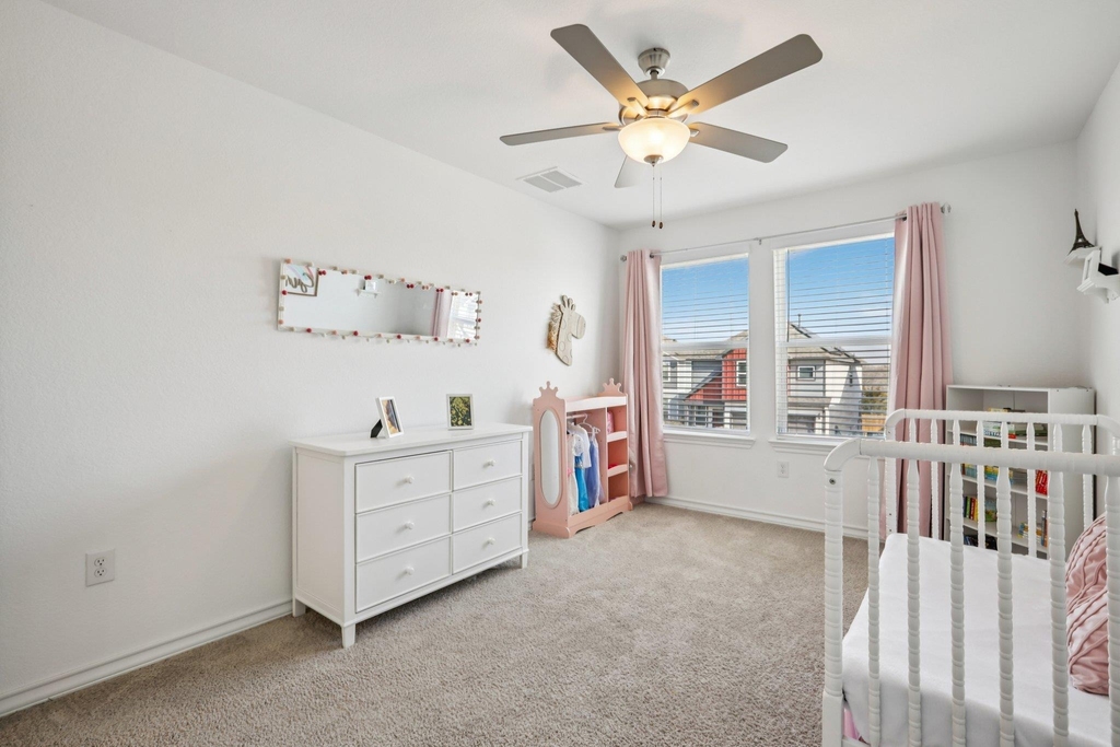 2903 Bronx Dr - Photo 29