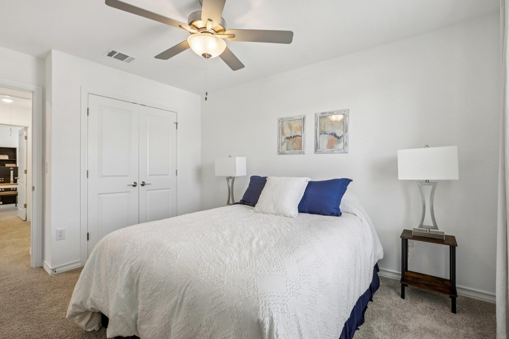 2903 Bronx Dr - Photo 30
