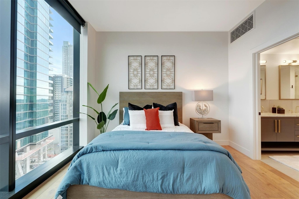 70 Rainey St - Photo 14