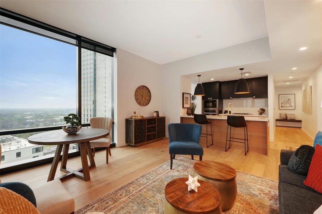 70 Rainey St - Photo 2