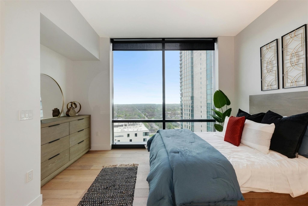 70 Rainey St - Photo 15