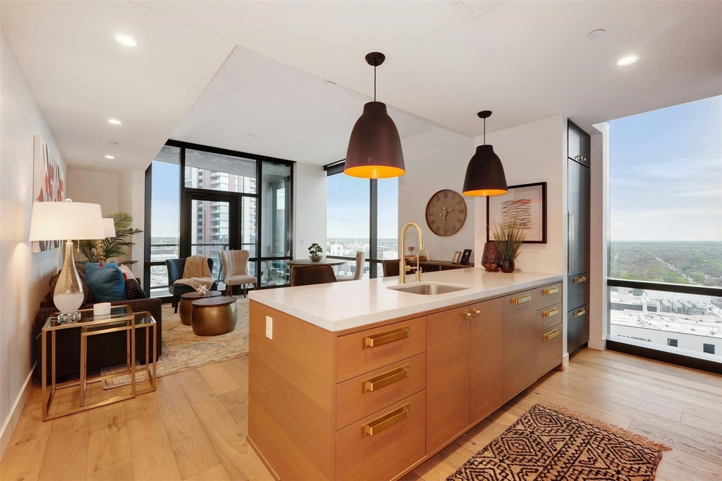 70 Rainey St - Photo 5