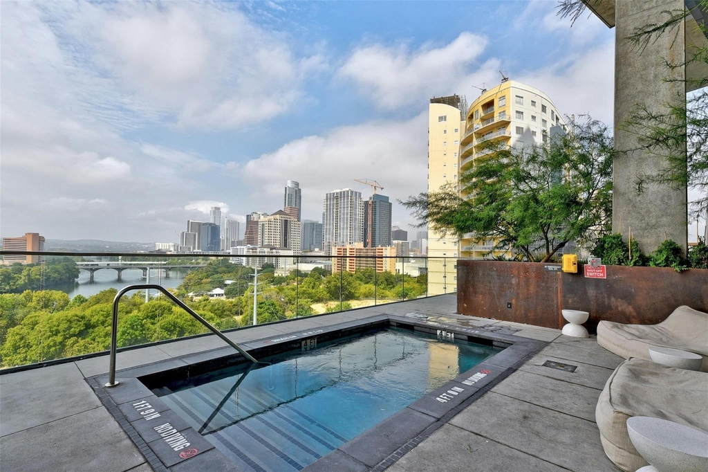 70 Rainey St - Photo 38