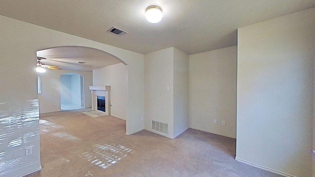 1200 Hughmont Dr - Photo 4